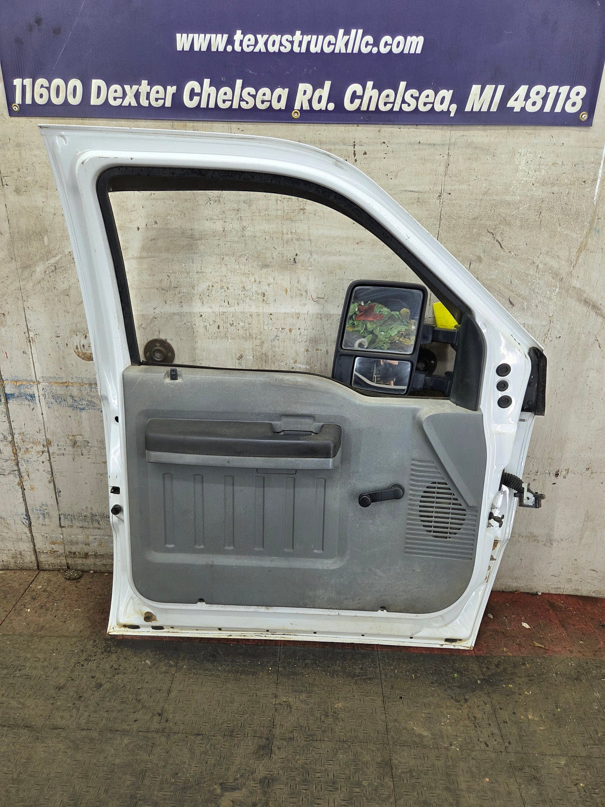 2012-2016 Ford Super Duty LH Driver Side Front Door F250 F350 F450 F550