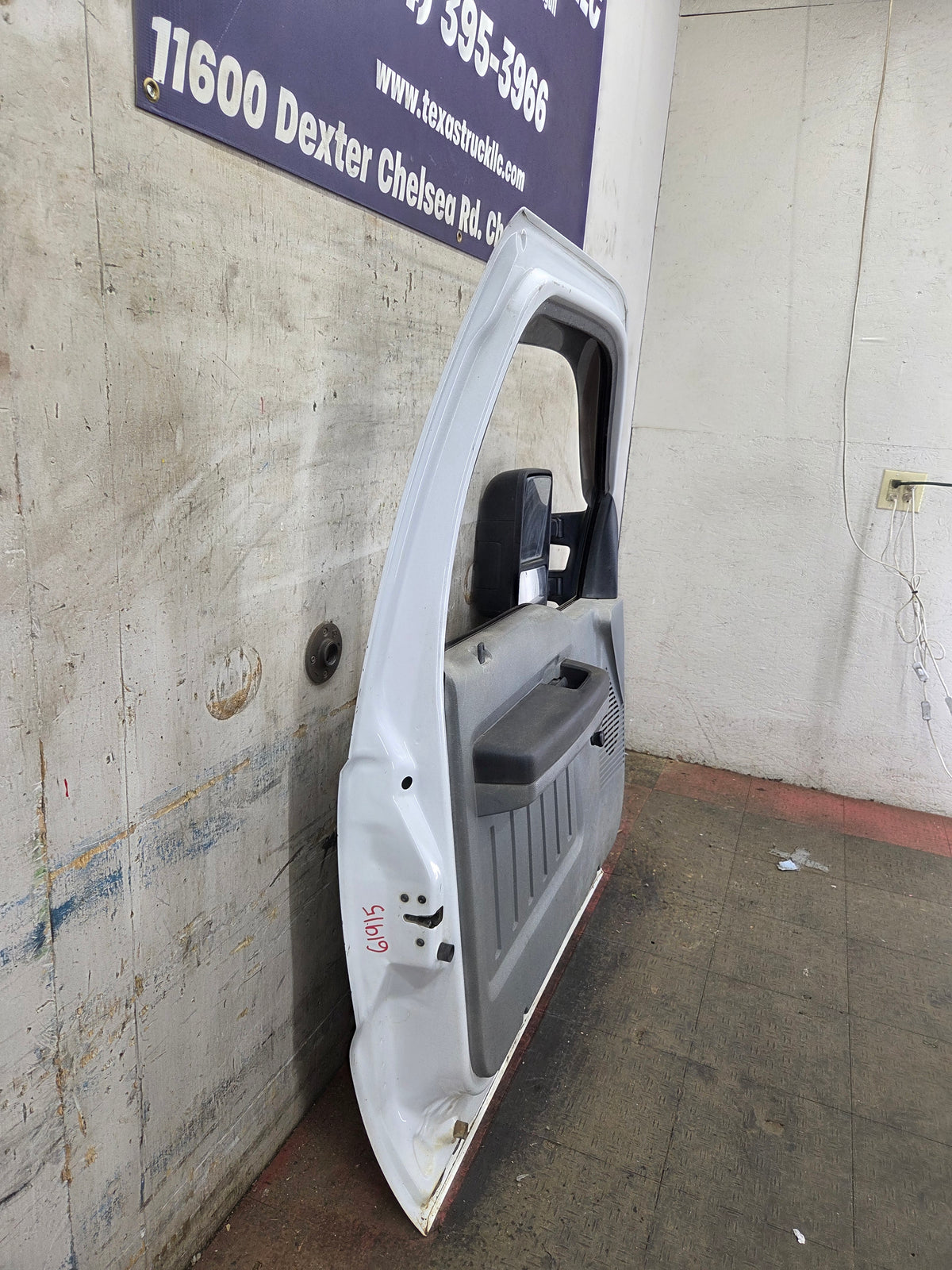 2012-2016 Ford Super Duty LH Driver Side Front Door F250 F350 F450 F550