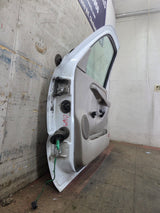 1999-2006 Chevrolet Silverado / GMC Sierra 1500 2500 3500 HD Front Passenger side Door RH