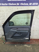 1999-2006 Chevrolet Silverado / GMC Sierra 1500 2500 3500 HD Front Passenger side Door RH