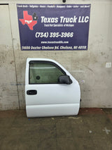1999-2006 Chevrolet Silverado / GMC Sierra 1500 2500 3500 HD Front Passenger side Door RH