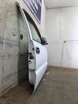 1999-2006 Chevrolet Silverado / GMC Sierra 1500 2500 3500 HD Front Passenger side Door RH