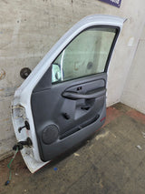 1999-2006 Chevrolet Silverado / GMC Sierra 1500 2500 3500 HD Front Passenger side Door RH