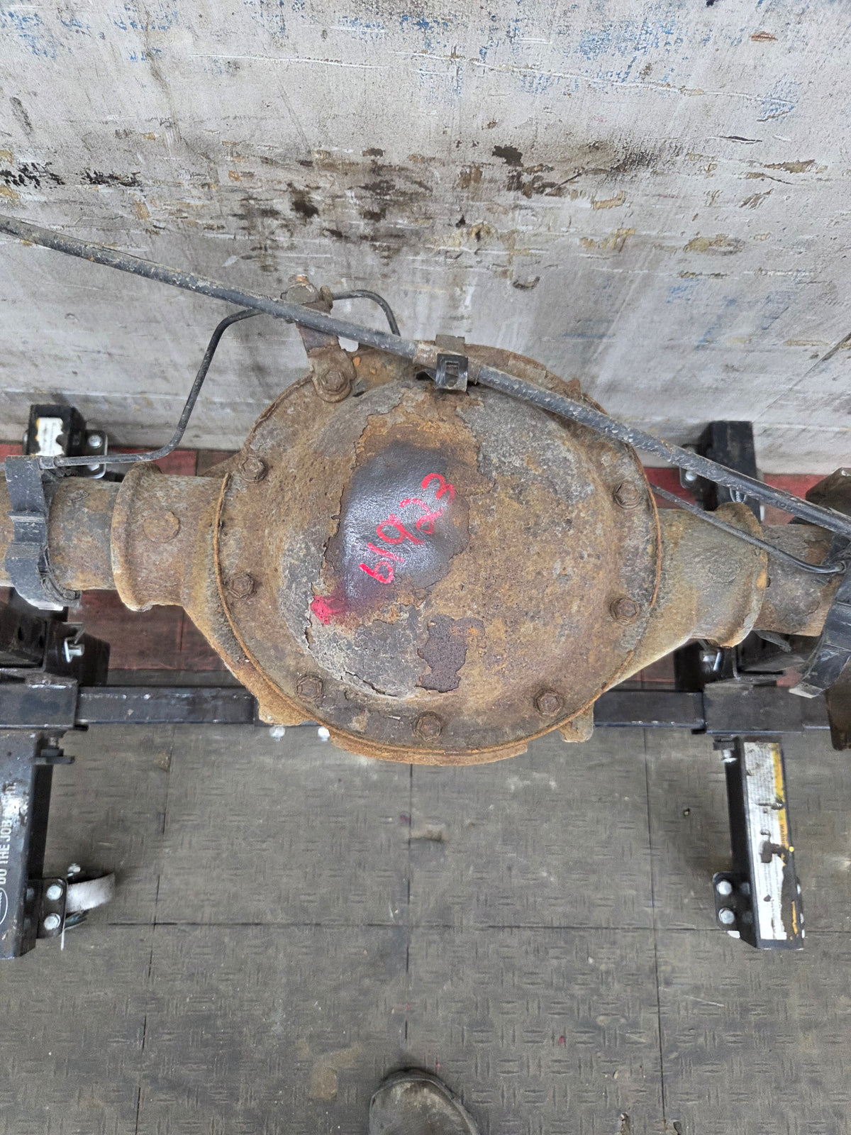 1999-2006 Chevrolet Silverado GMC Sierra 1500 3.23 Rear Axle