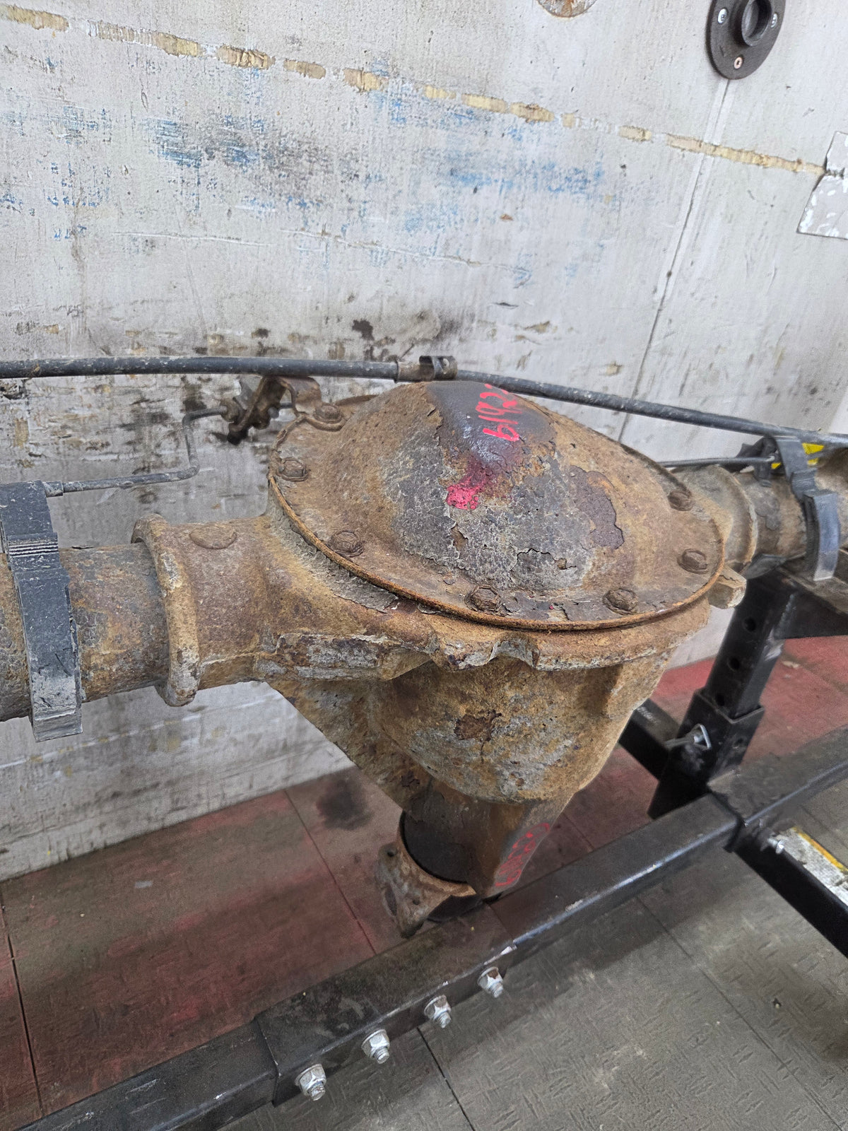 1999-2006 Chevrolet Silverado GMC Sierra 1500 3.23 Rear Axle