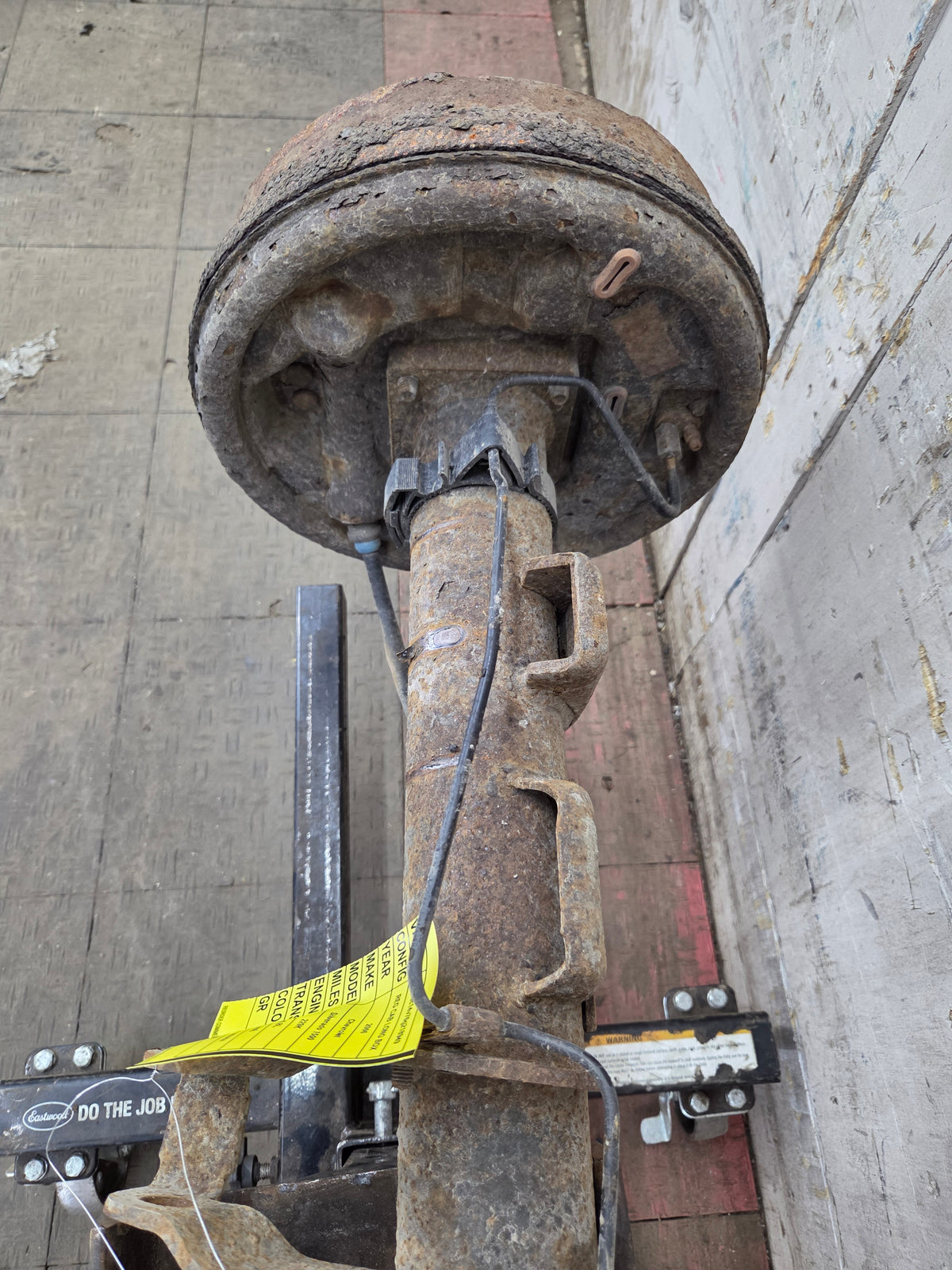 1999-2006 Chevrolet Silverado GMC Sierra 1500 3.23 Rear Axle