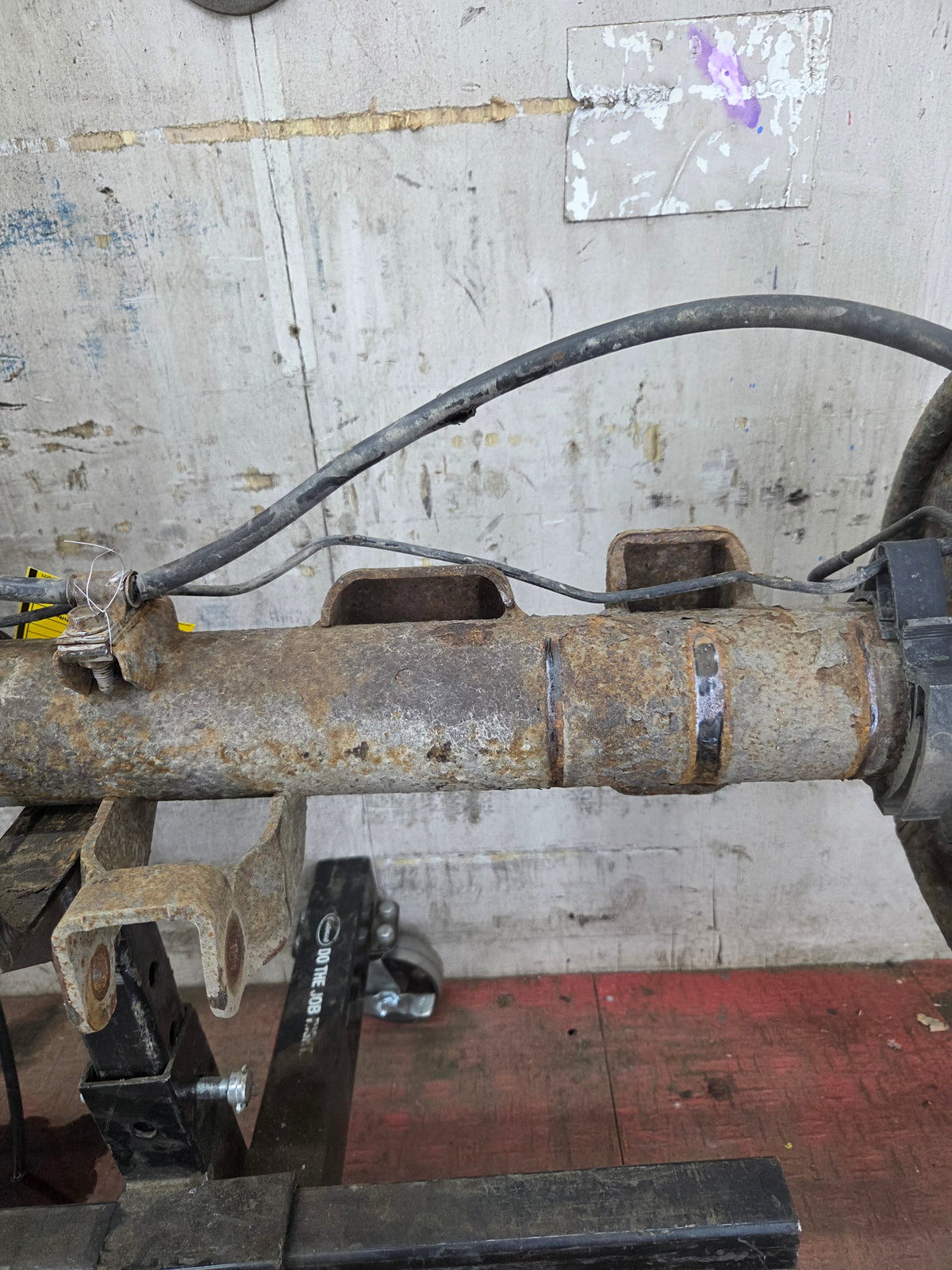 1999-2006 Chevrolet Silverado GMC Sierra 1500 3.23 Rear Axle