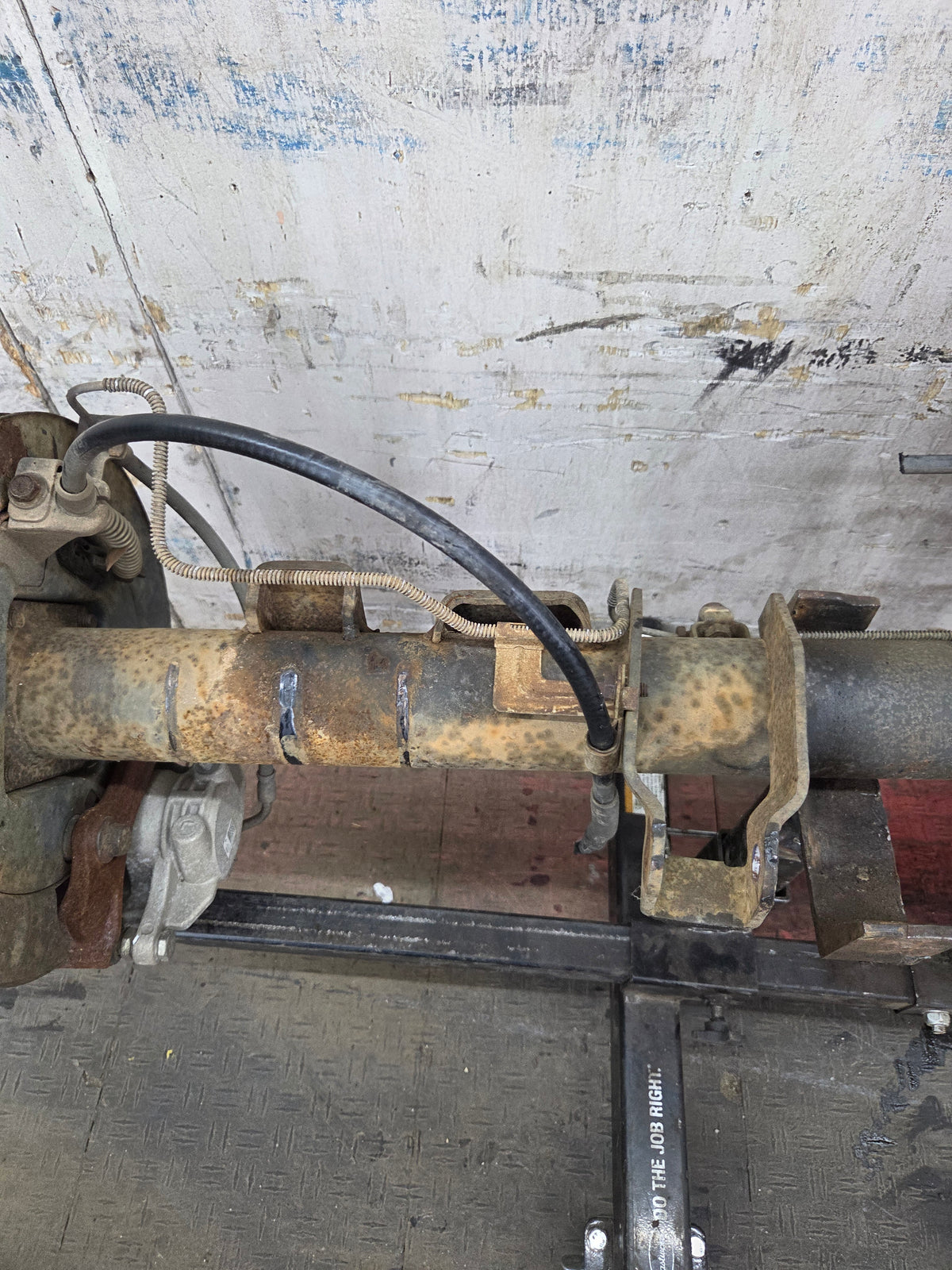 1999-2006 Chevrolet Silverado GMC Sierra 1500 3.73 Rear Axle