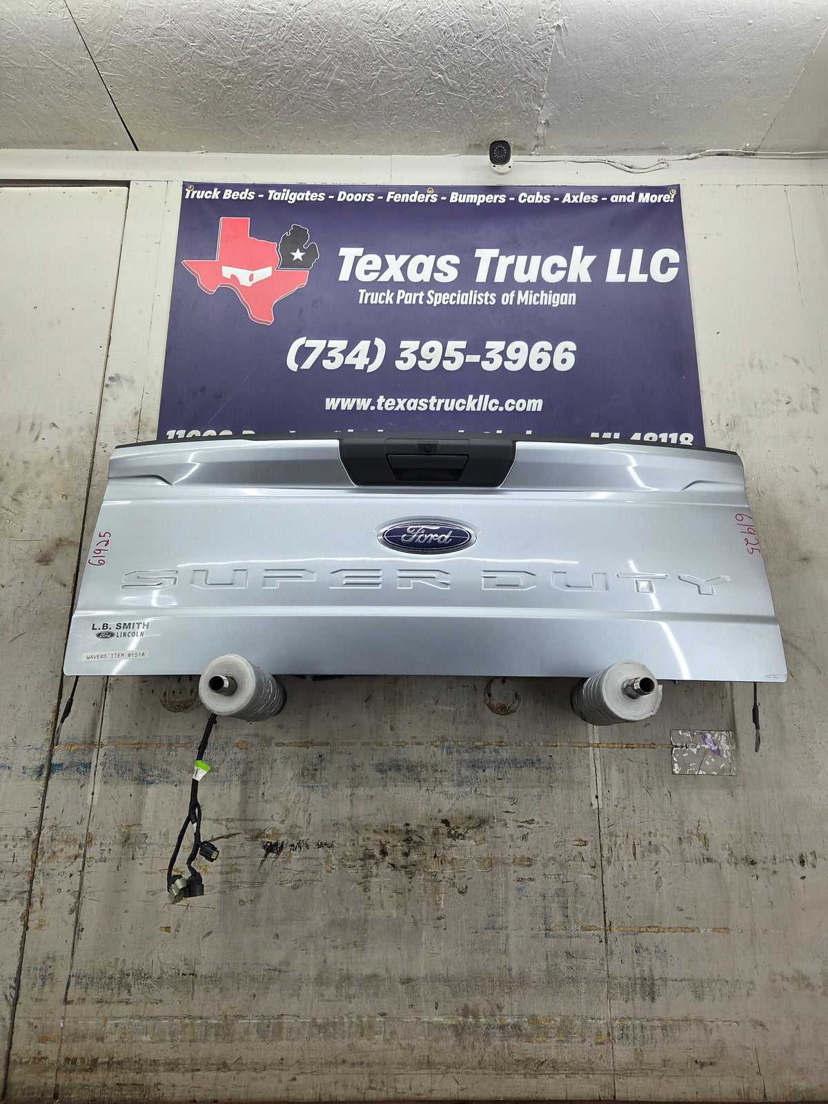 2023-2025 Ford F250 F350 F450 F550 Super Duty Tailgate