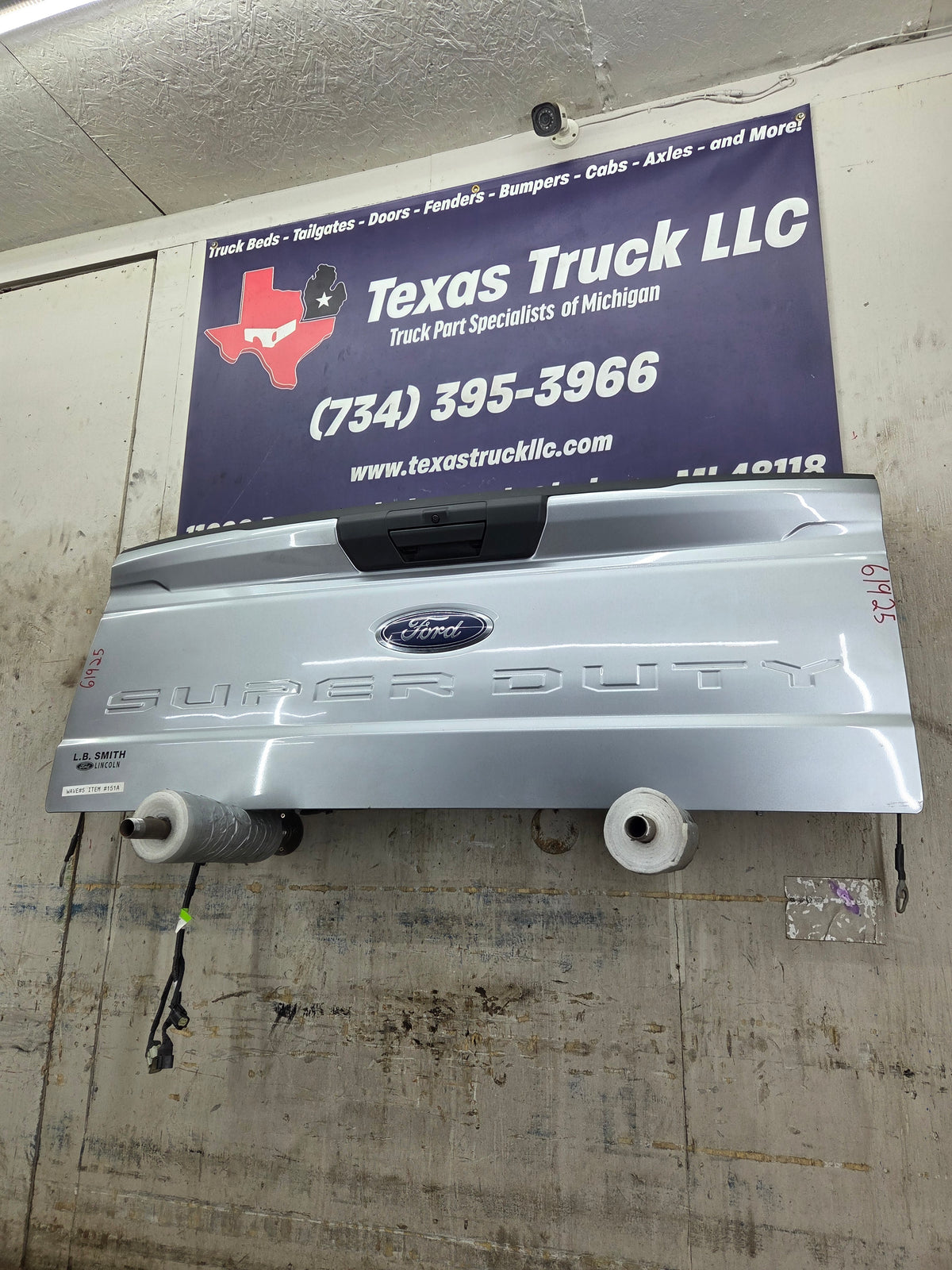 2023-2025 Ford F250 F350 F450 F550 Super Duty Tailgate