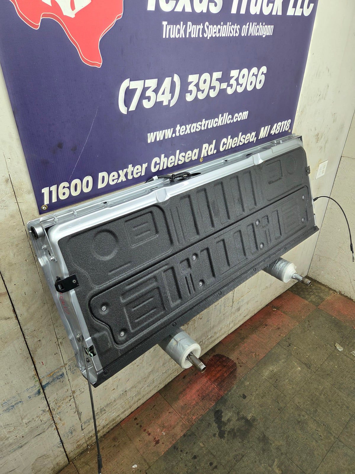 2023-2025 Ford F250 F350 F450 F550 Super Duty Tailgate