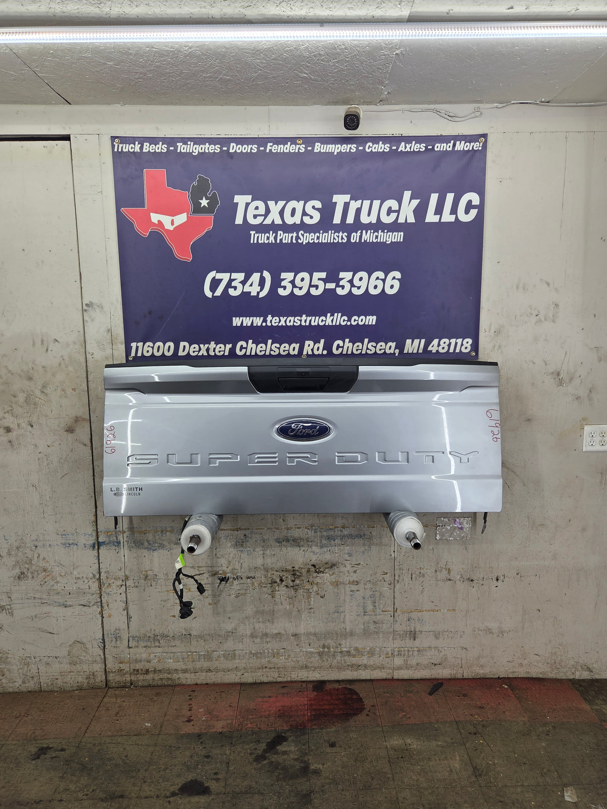 2023-2025 Ford F250 F350 F450 F550 Super Duty Tailgate