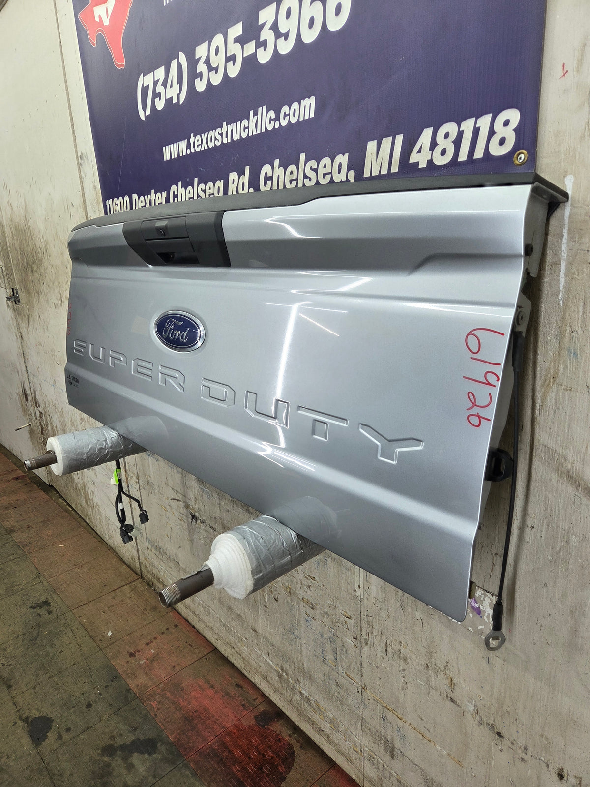 2023-2025 Ford F250 F350 F450 F550 Super Duty Tailgate