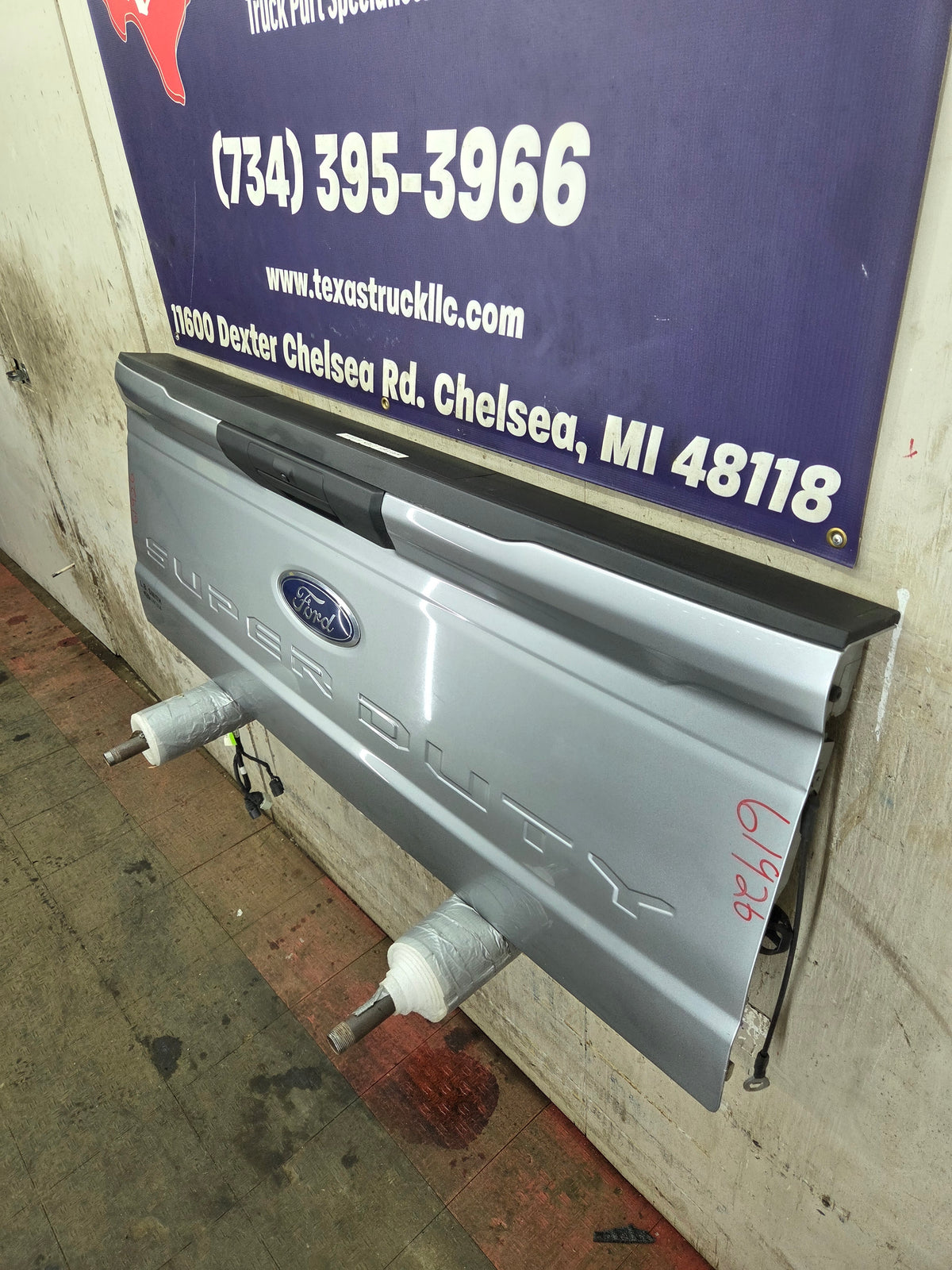 2023-2025 Ford F250 F350 F450 F550 Super Duty Tailgate
