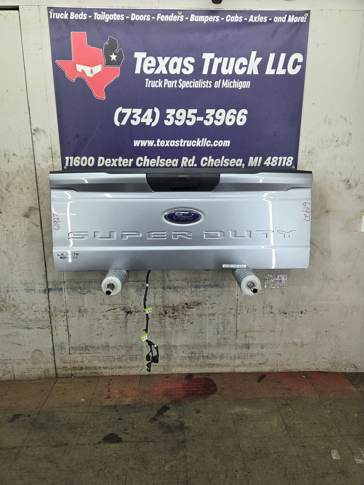 2023-2025 Ford F250 F350 F450 F550 Super Duty Tailgate