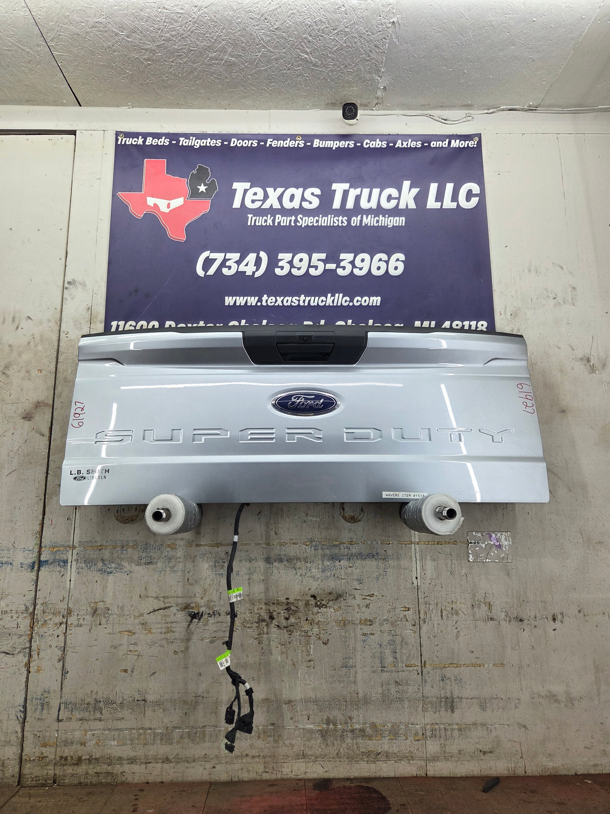 2023-2025 Ford F250 F350 F450 F550 Super Duty Tailgate