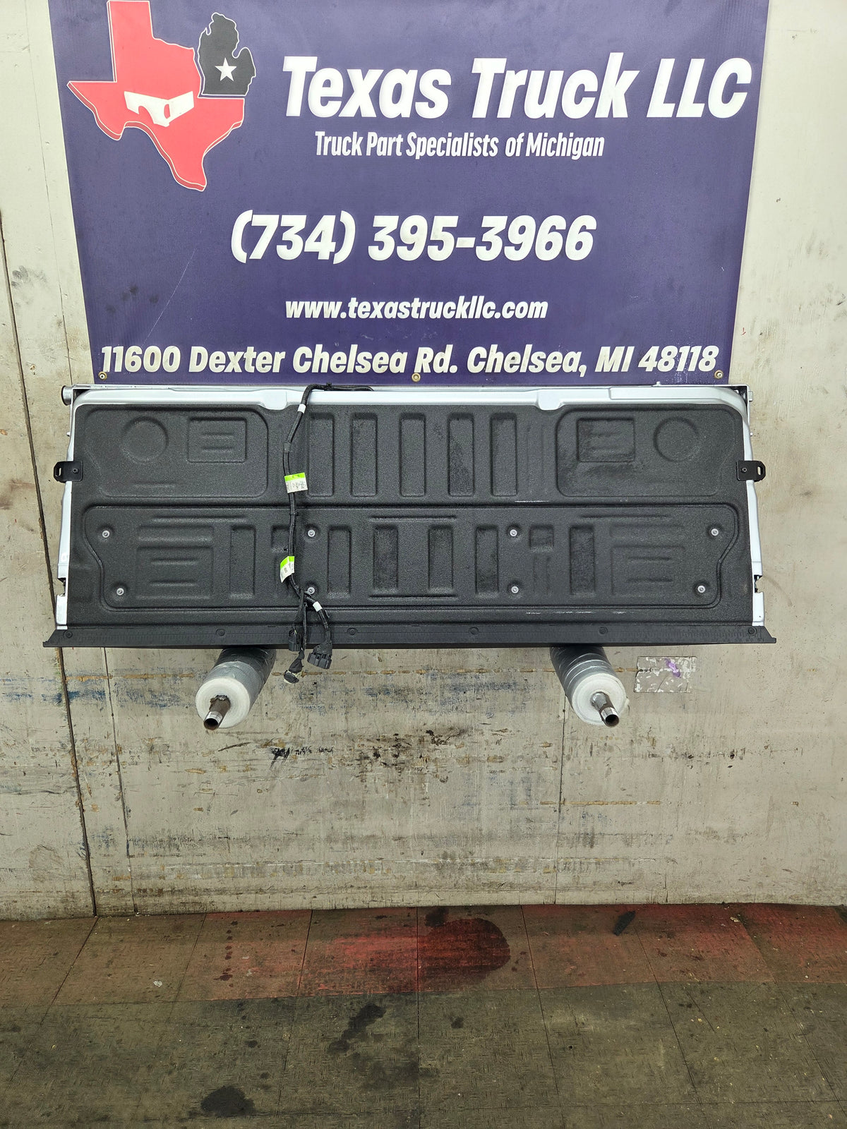 2023-2025 Ford F250 F350 F450 F550 Super Duty Tailgate