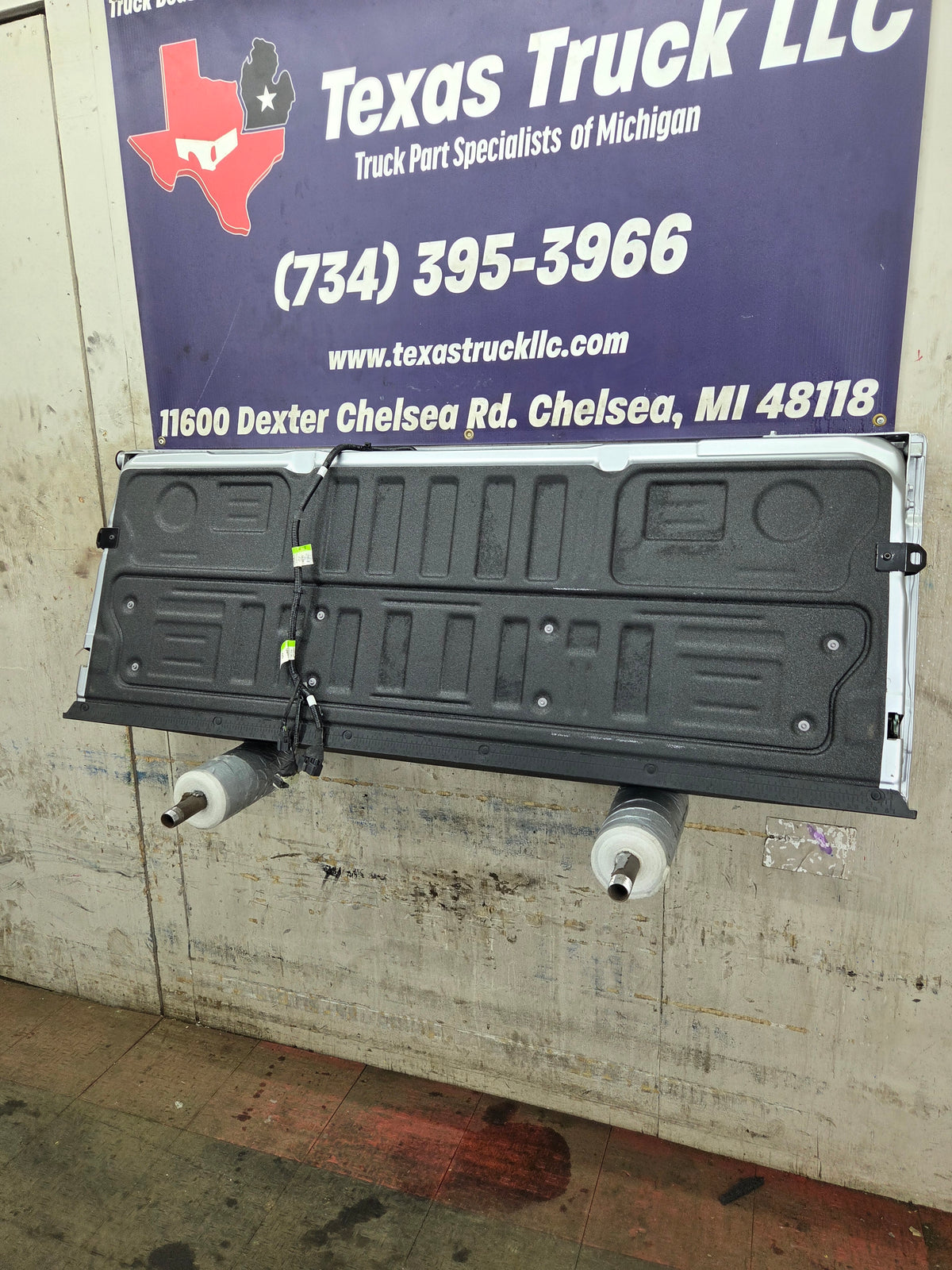 2023-2025 Ford F250 F350 F450 F550 Super Duty Tailgate