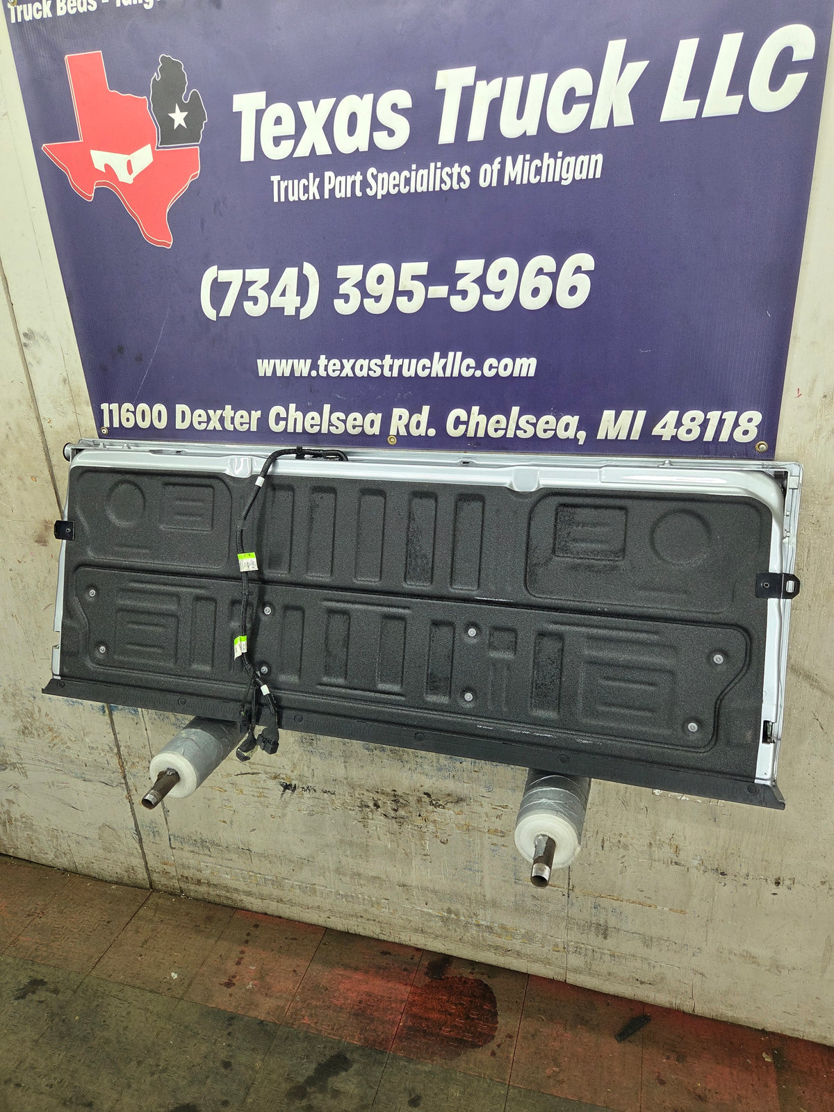 2023-2025 Ford F250 F350 F450 F550 Super Duty Tailgate