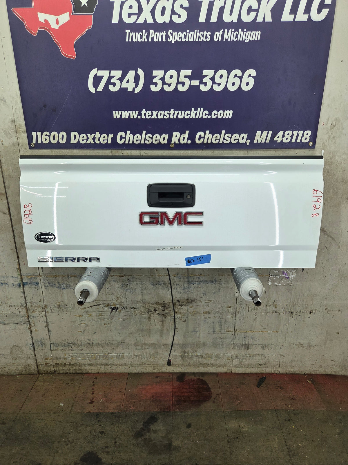 2014-2019 Chevrolet Silverado / GMC Sierra 1500 2500 3500 HD Tailgate