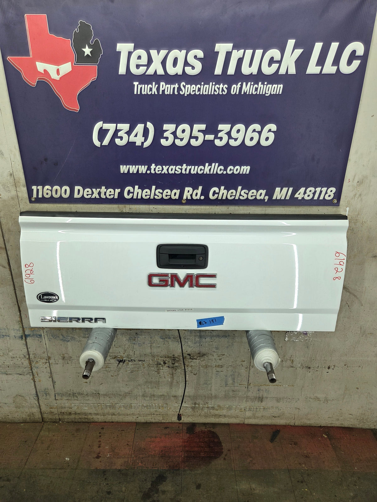 2014-2019 Chevrolet Silverado / GMC Sierra 1500 2500 3500 HD Tailgate
