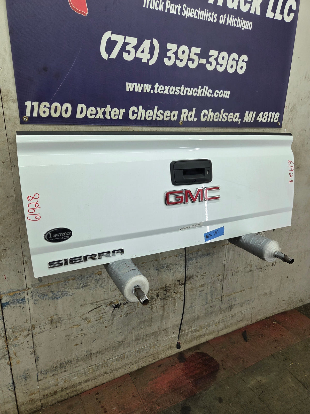 2014-2019 Chevrolet Silverado / GMC Sierra 1500 2500 3500 HD Tailgate