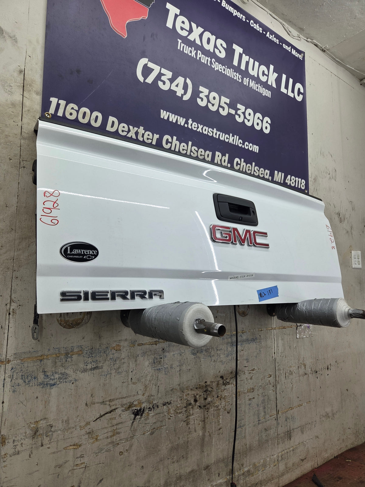2014-2019 Chevrolet Silverado / GMC Sierra 1500 2500 3500 HD Tailgate