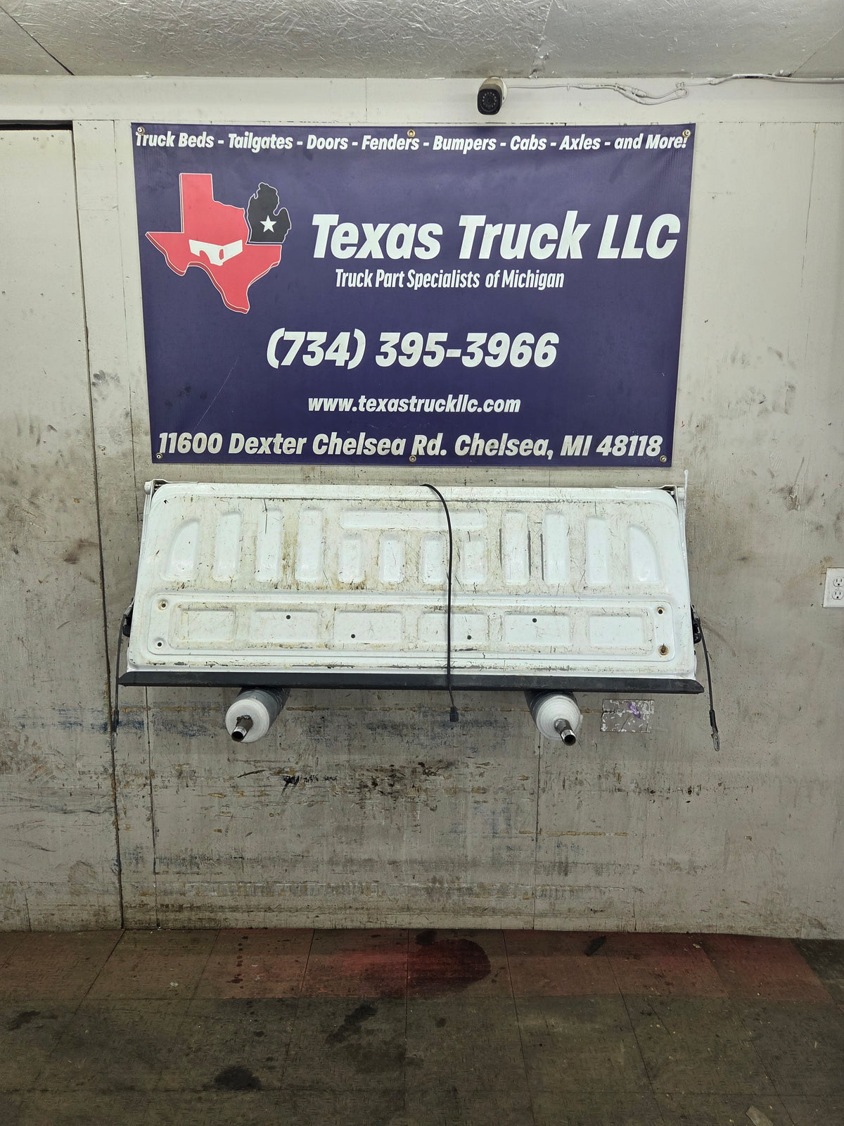 2014-2019 Chevrolet Silverado / GMC Sierra 1500 2500 3500 HD Tailgate