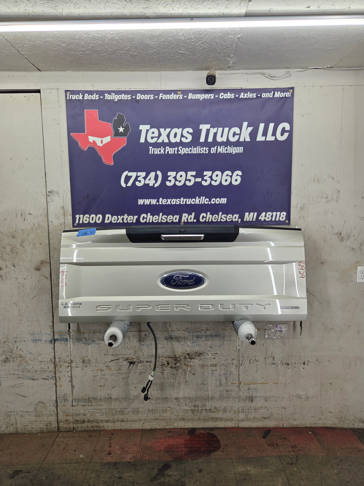 2017-2022 Ford F250 F350 F450 F550 Super Duty Tailgate