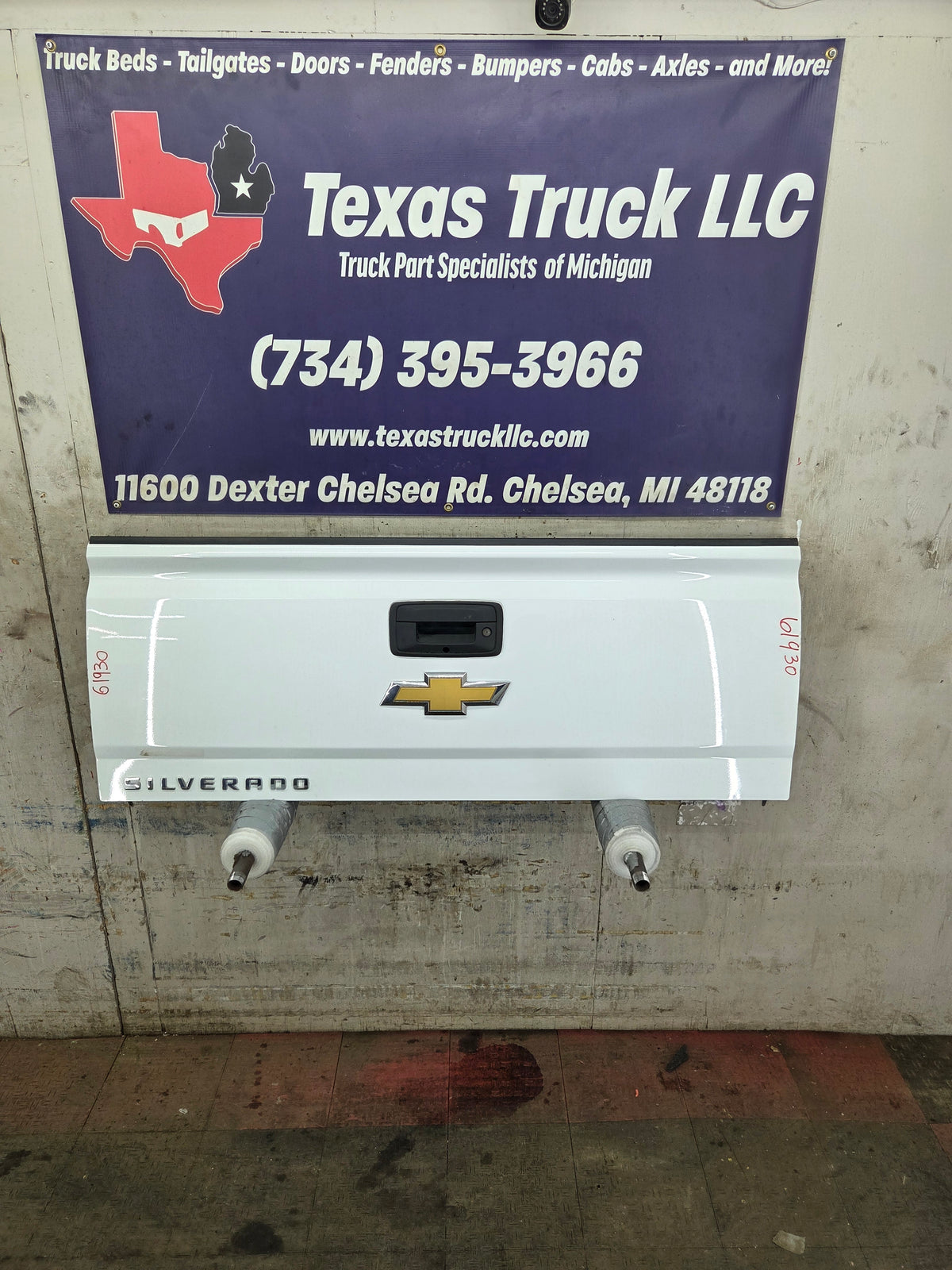 2014-2019 Chevrolet Silverado / GMC Sierra 1500 2500 3500 HD Tailgate
