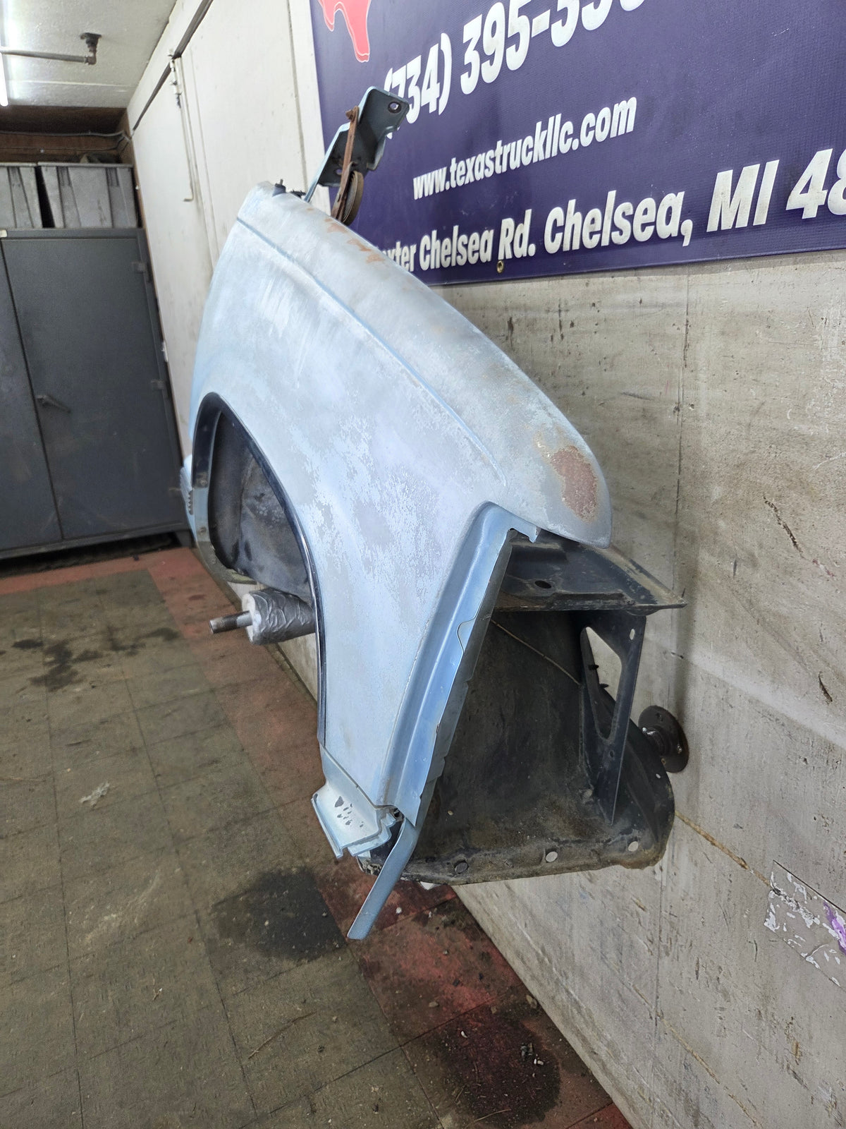 1988-1998 Chevrolet / GMC 1500 2500 3500 Right Hand Passenger Side Front Fender