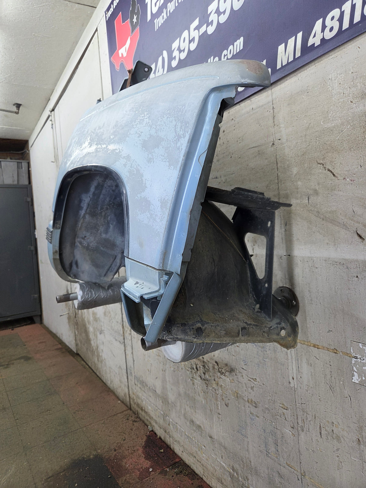 1988-1998 Chevrolet / GMC 1500 2500 3500 Right Hand Passenger Side Front Fender