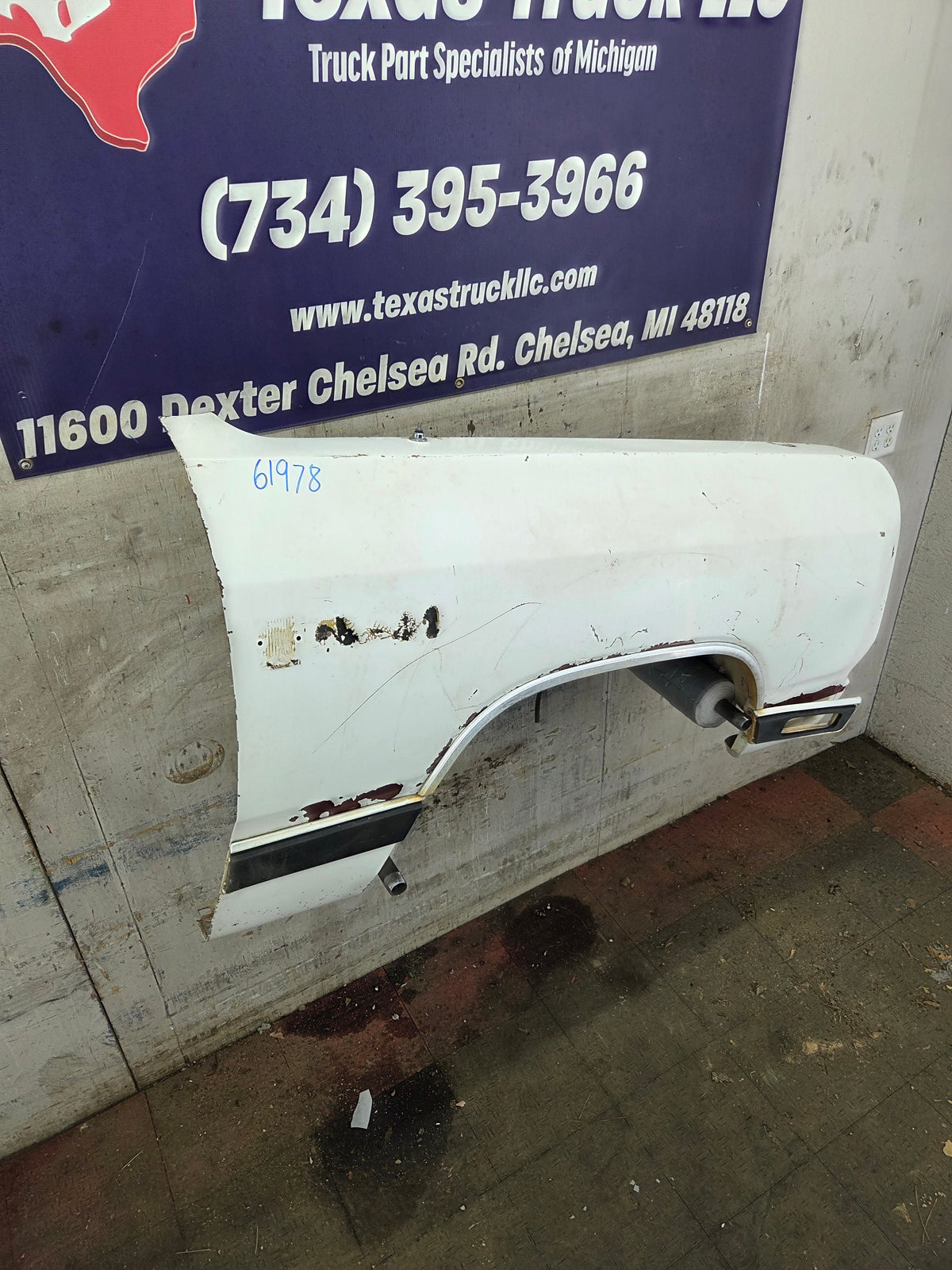 1981-1993 Dodge Ram 1st Gen RH Passenger Side Front Fender W150 W250 W350 D150 D250 D350 Ramcharger