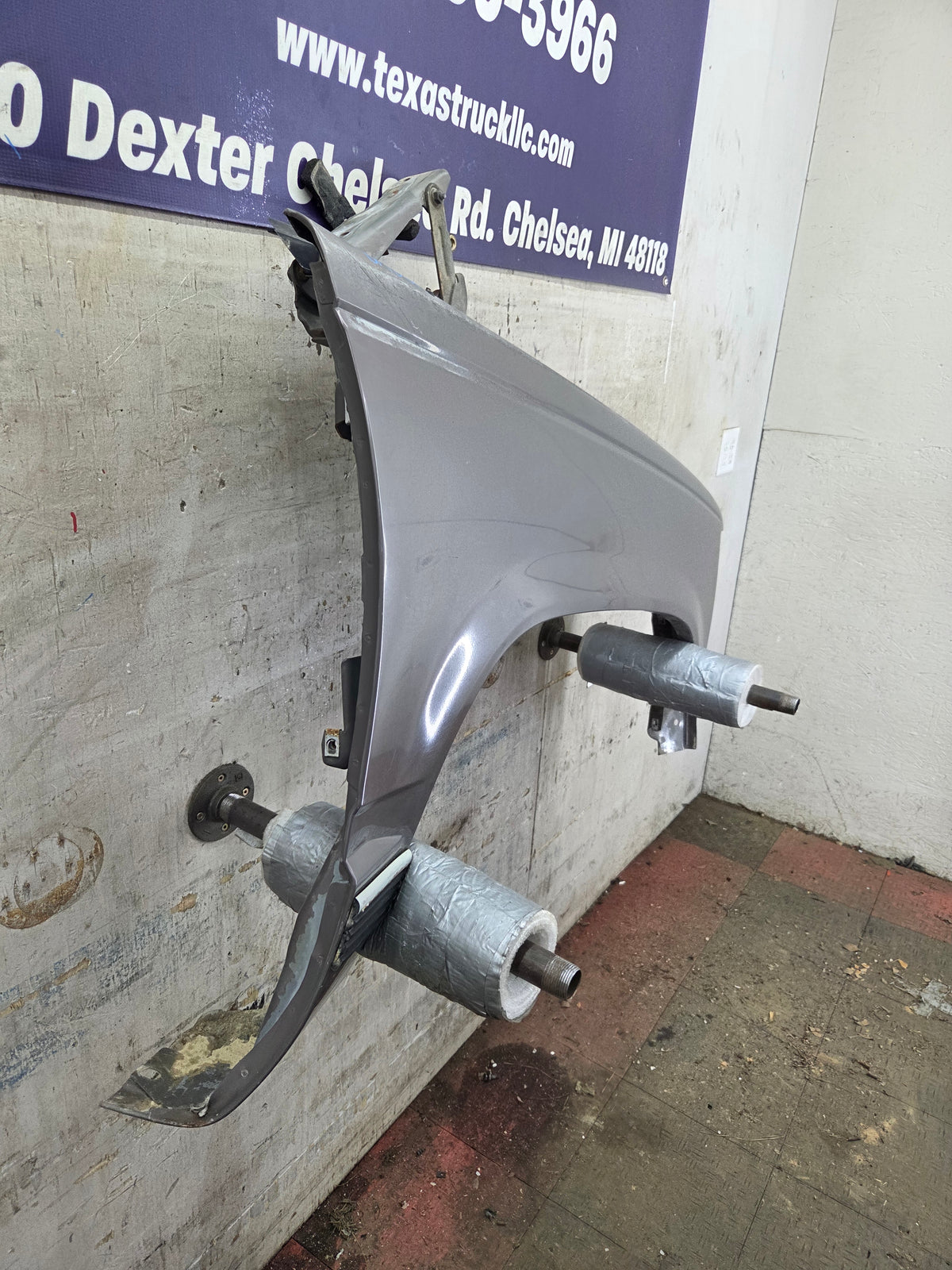 1988-1998 Chevrolet / GMC 1500 2500 3500 Right Hand Passenger Side Front Fender