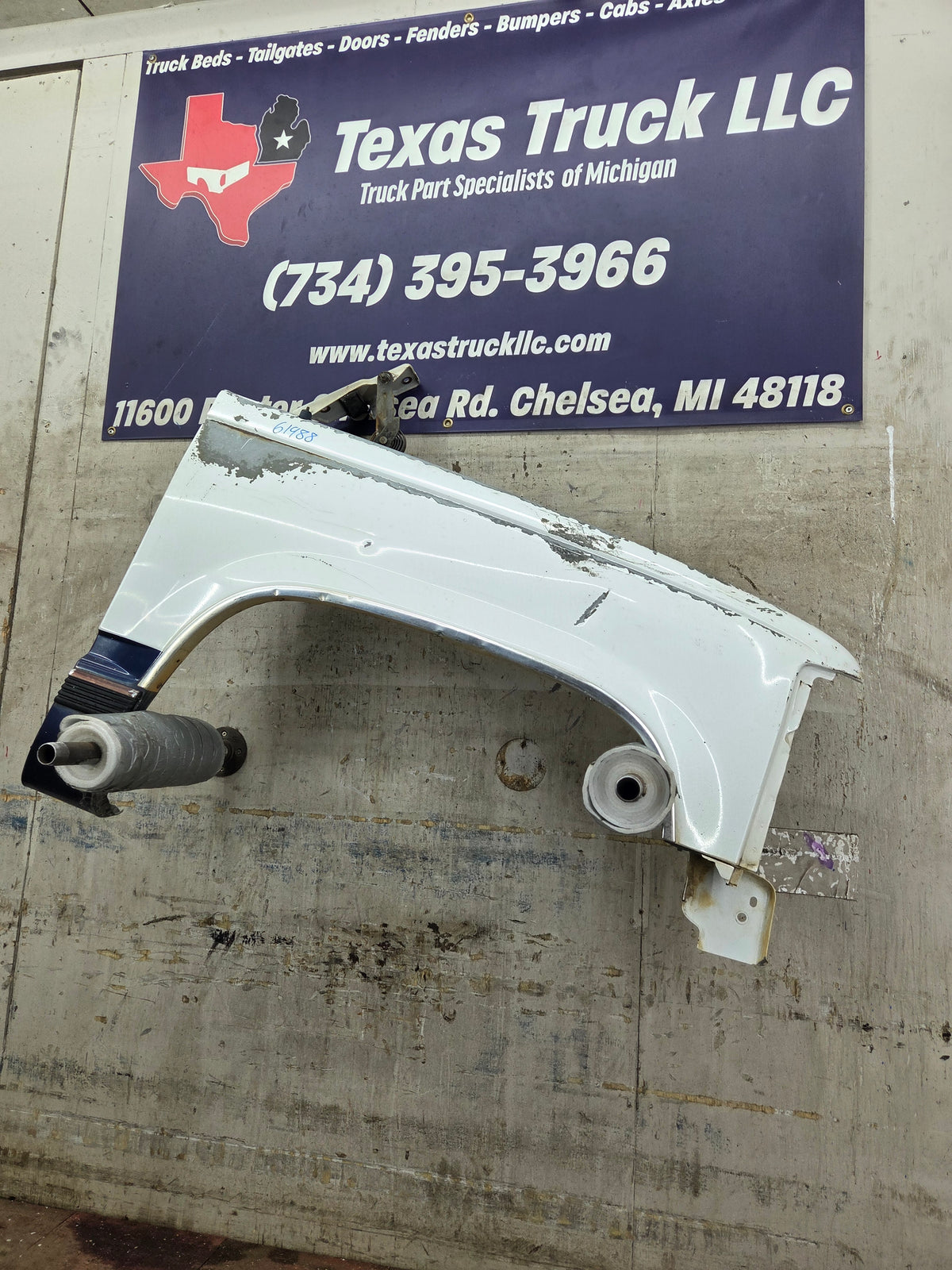 1988-1998 Chevrolet / GMC 1500 2500 3500 Right Hand Passenger Side Front Fender