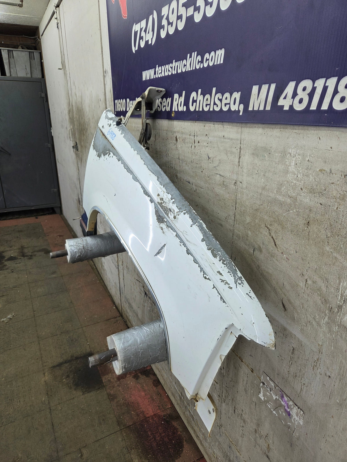 1988-1998 Chevrolet / GMC 1500 2500 3500 Right Hand Passenger Side Front Fender