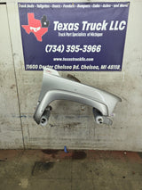 1999-2002 Chevrolet Silverado / Tahoe / Suburban 1500 2500 3500 HD Passenger Front Fender