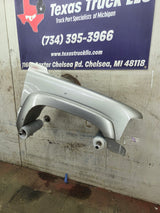 1999-2002 Chevrolet Silverado / Tahoe / Suburban 1500 2500 3500 HD Passenger Front Fender