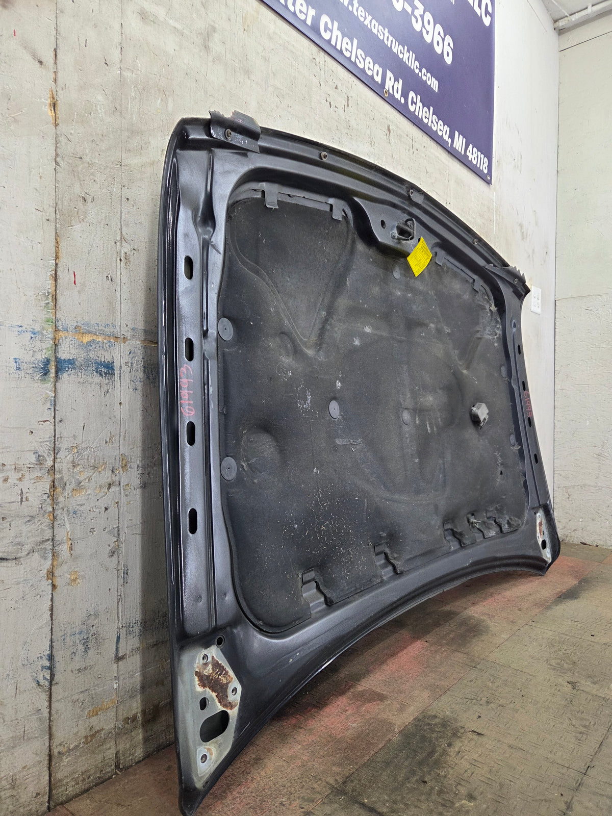 1999-2002 Chevrolet Silverado / Suburban 1500 2500 Hood