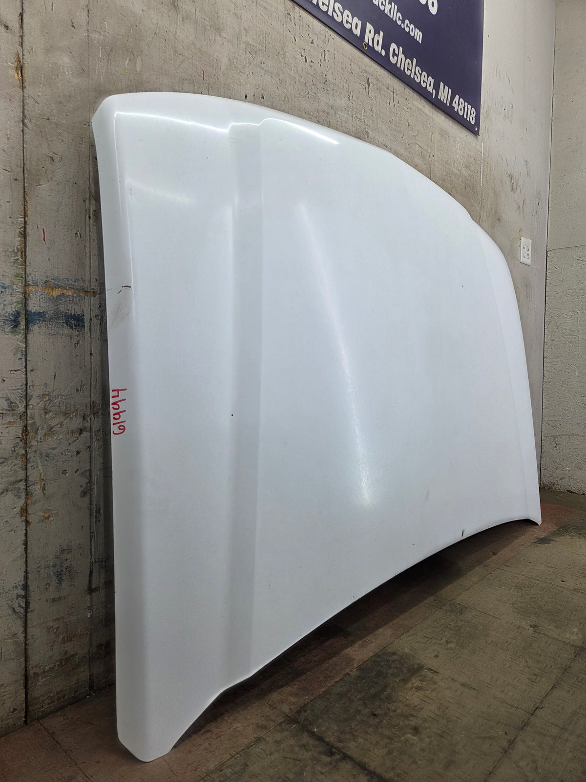 2003-2006 Chevrolet Silverado 1500 2500 'Cateye' Hood