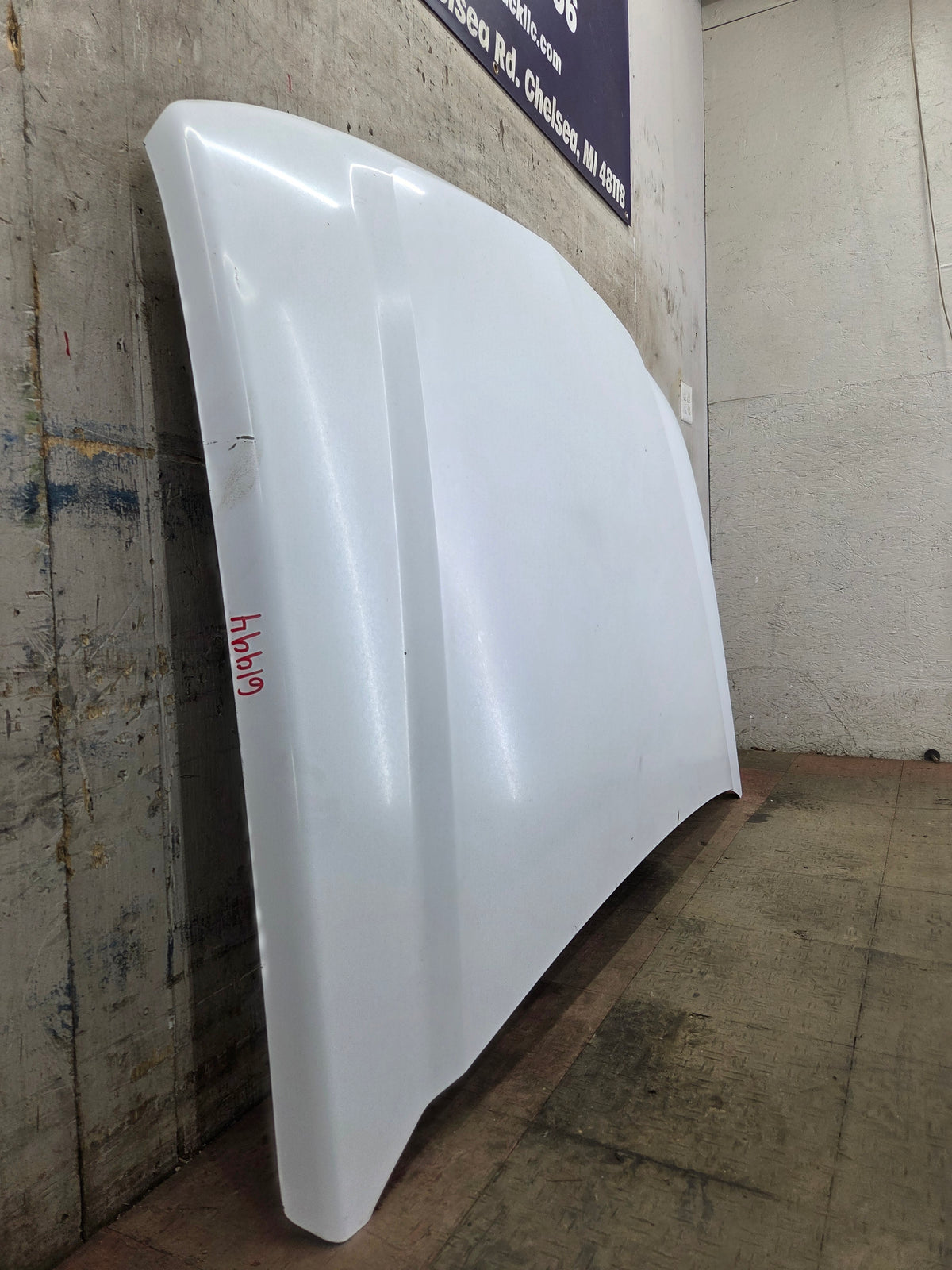 2003-2006 Chevrolet Silverado 1500 2500 'Cateye' Hood