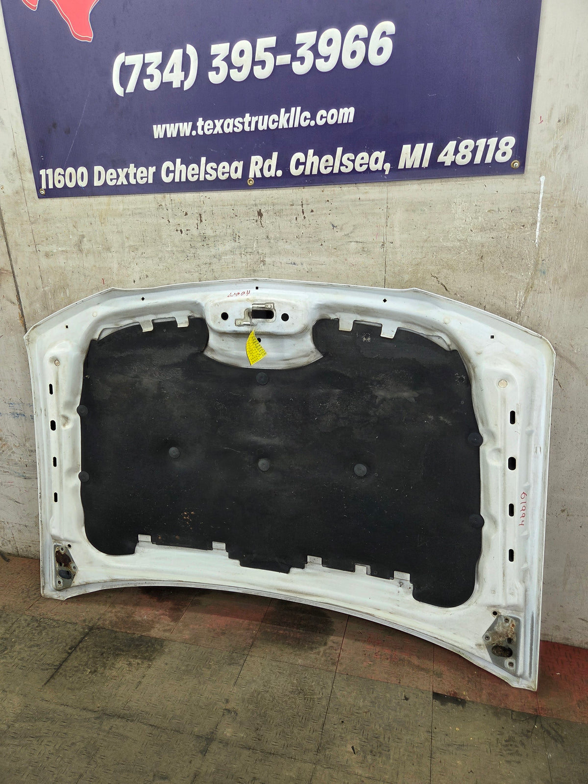 2003-2006 Chevrolet Silverado 1500 2500 'Cateye' Hood