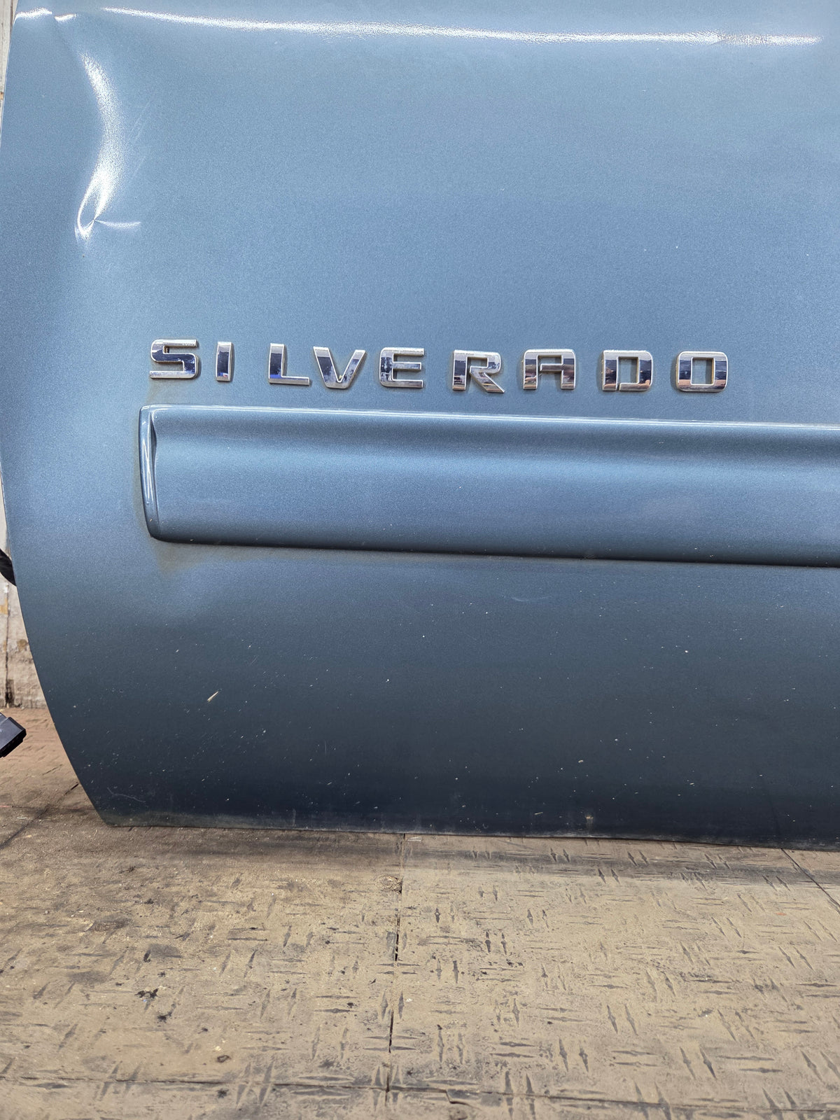 2007-2013 Chevrolet Silverado / GMC Sierra 1500 2500 3500 HD LH Front Driver Side Door