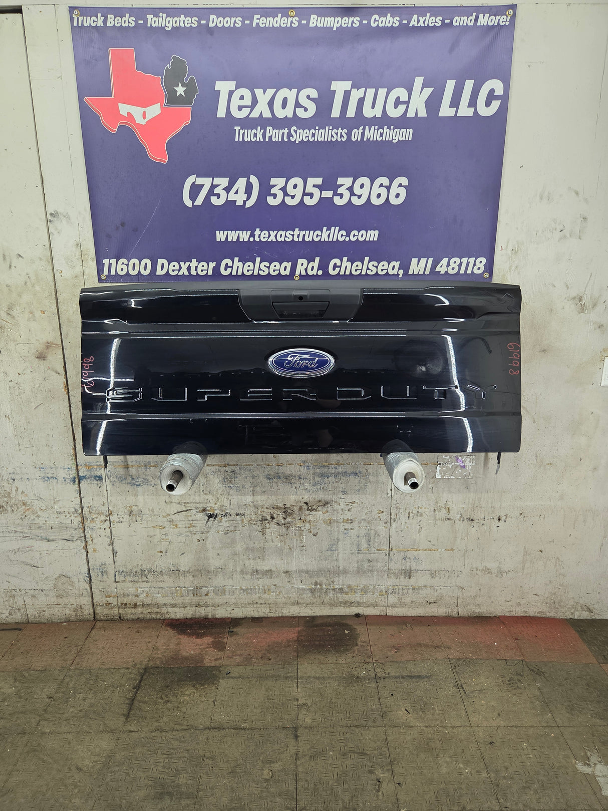 2023-2026 Ford Super Duty F250 F350 F450 F550 Tailgate - Black