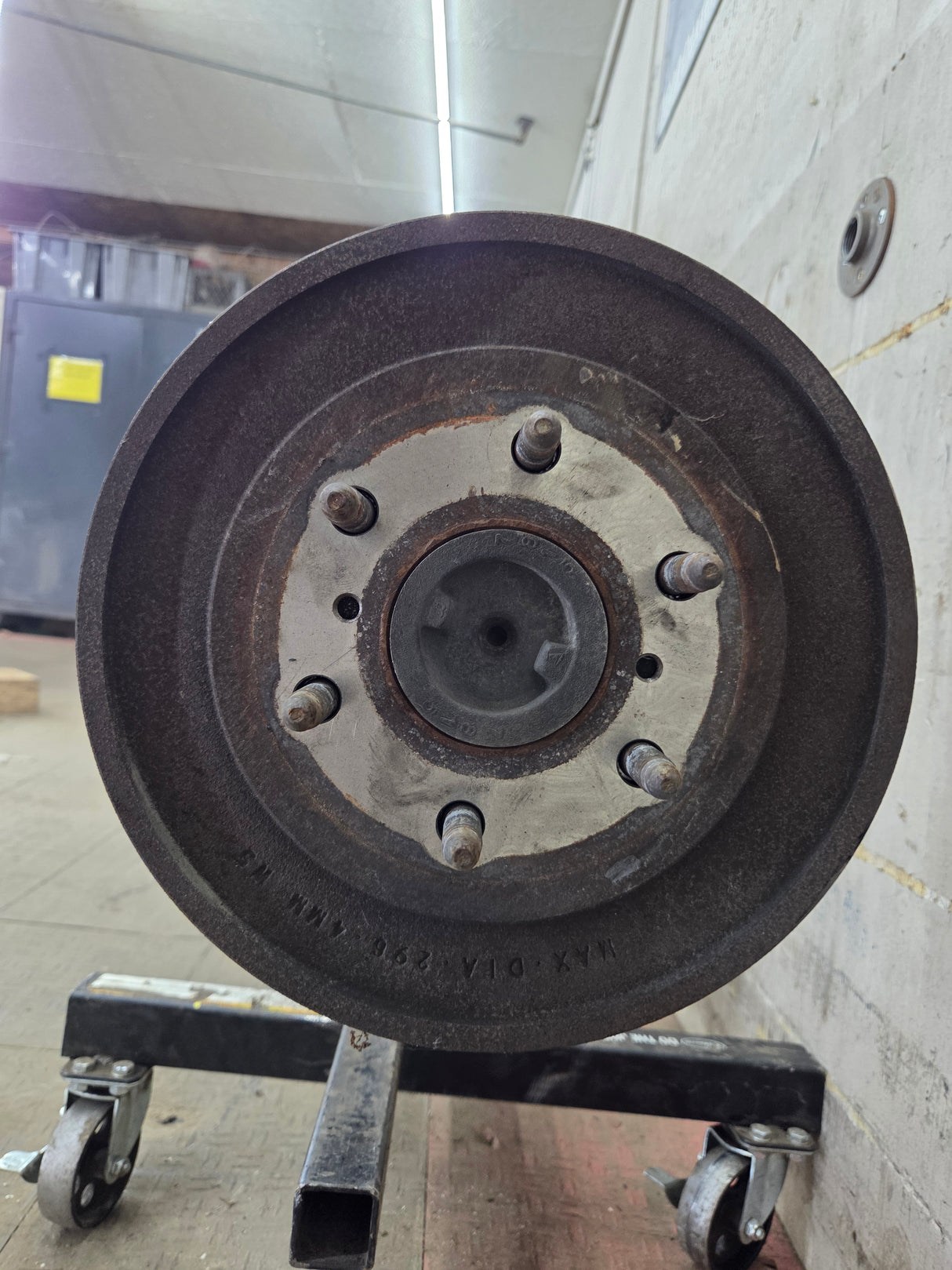 1999-2006 Chevrolet Silverado GMC Sierra 1500 3.42 Rear Axle GU6 G80 Drum Brakes