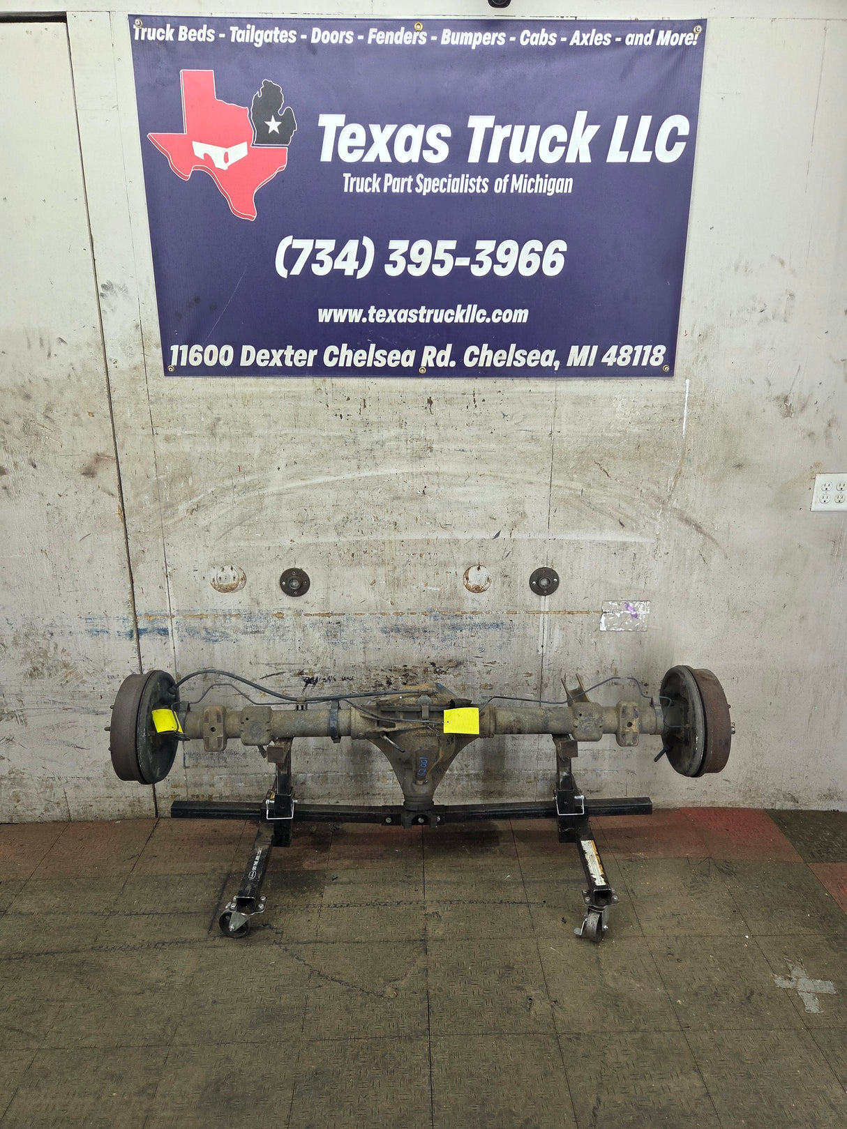 1999-2006 Chevrolet Silverado GMC Sierra 1500 3.42 Rear Axle GU6 G80 Drum Brakes