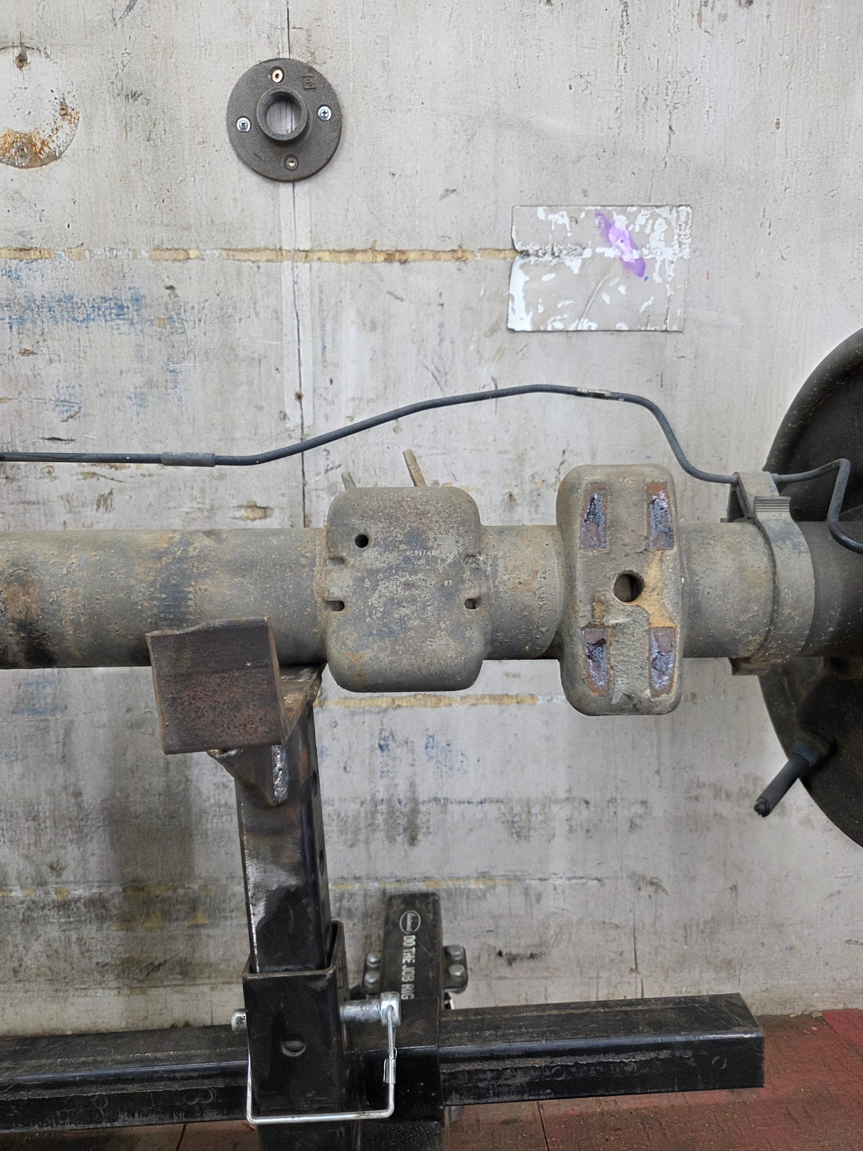 1999-2006 Chevrolet Silverado GMC Sierra 1500 3.42 Rear Axle GU6 G80 Drum Brakes