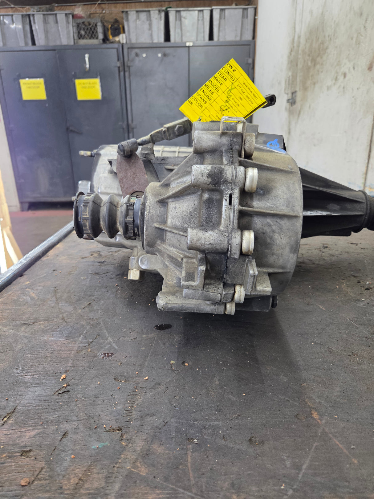 1999-2006 Chevrolet Silverado GMC Sierra 1500 Floor Shift NP2 TRANSFER CASE