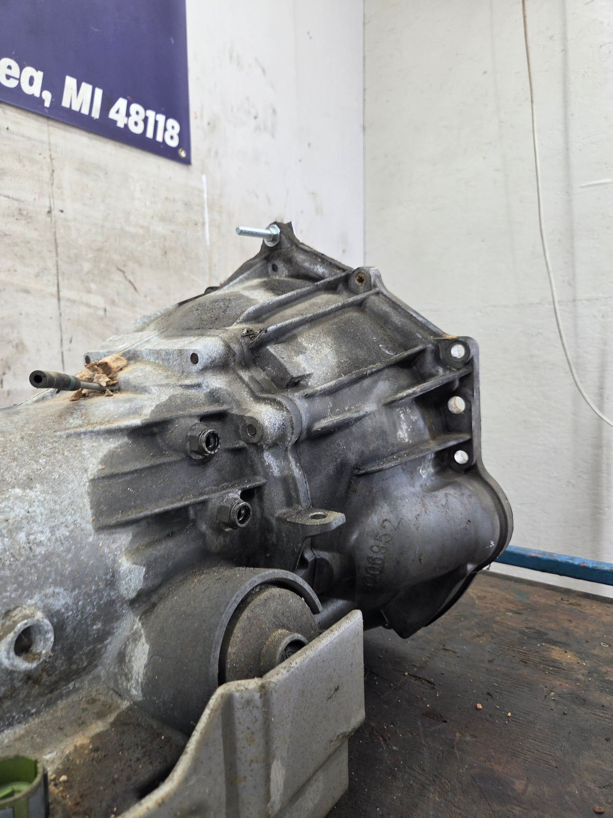 2004-2006 Chevrolet Silverado / GMC Sierra 4L60E 4wd CORE Transmission V8 5.3L 4.8