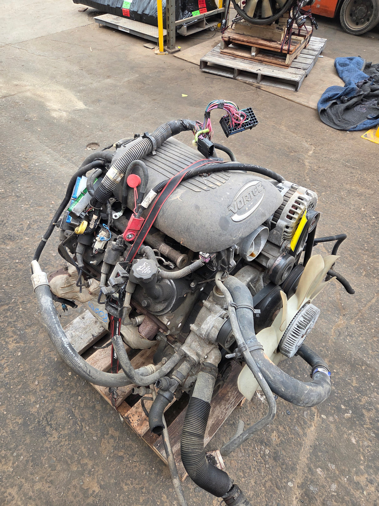 2004 Chevrolet GMC 1500 5.3L Engine LS Vortec Gas Engine Runs Misfire
